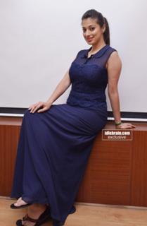 Raai Laxmi feet photo thumbnail