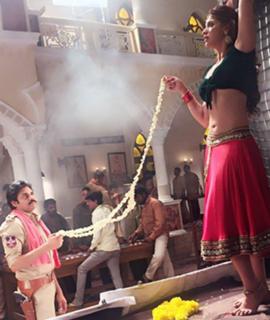 Raai Laxmi feet photo thumbnail