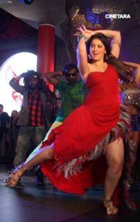Raai Laxmi feet photo thumbnail