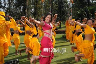 Raai Laxmi feet photo thumbnail