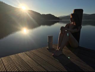 Raai Laxmi feet photo thumbnail
