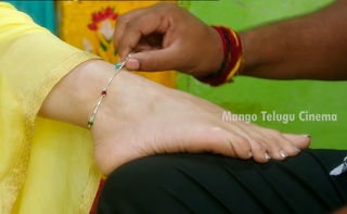 Raai Laxmi feet photo thumbnail