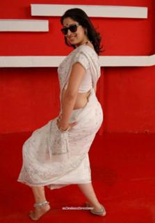 Raai Laxmi feet photo thumbnail