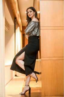 Raai Laxmi feet photo thumbnail