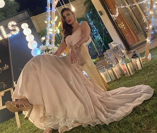 Raai Laxmi feet photo thumbnail