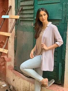 Raai Laxmi feet photo thumbnail