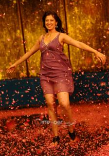Raai Laxmi feet photo thumbnail