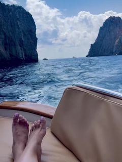 Raai Laxmi feet photo thumbnail