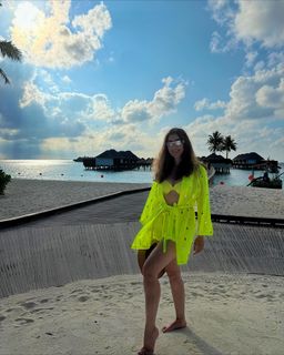 Raai Laxmi feet photo thumbnail