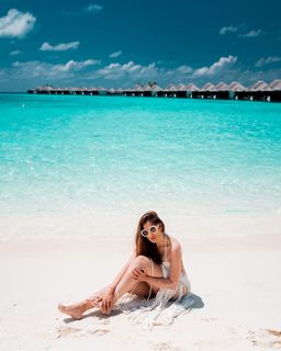 Raai Laxmi feet photo thumbnail