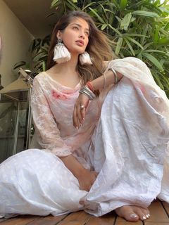 Raai Laxmi feet photo 9