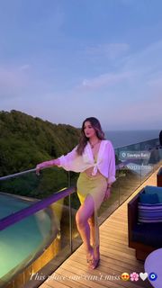 Raai Laxmi feet photo 5