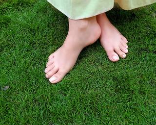 Rabi Pirzada feet photo 9