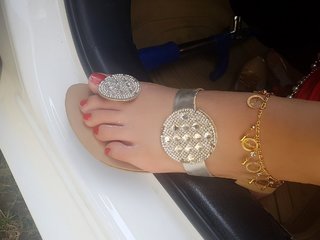 Rabi Pirzada feet photo 1