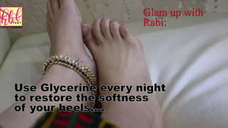 Rabi Pirzada feet photo 9