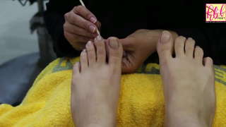 Rabi Pirzada feet photo 8