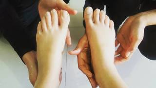 Rabi Pirzada feet photo 12