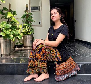Rabi Pirzada feet photo 18