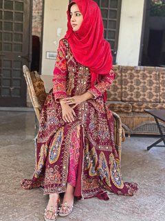 Rabi Pirzada feet photo 5