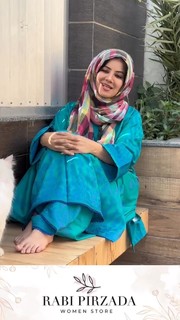 Rabi Pirzada feet photo 18