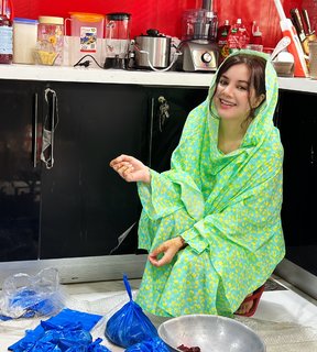 Rabi Pirzada feet photo 7