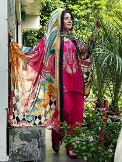 Rabi Pirzada feet photo 18