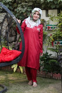 Rabi Pirzada feet photo 3