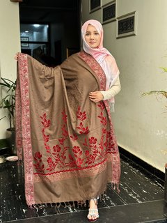 Rabi Pirzada feet photo 2