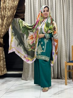 Rabi Pirzada feet photo 14