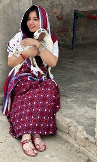 Rabi Pirzada feet photo 4