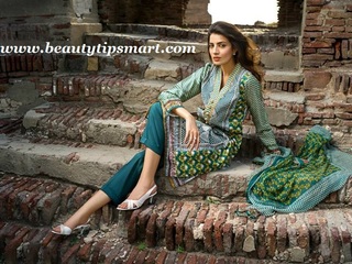Rabia Butt feet photo 9