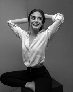Rabia Soyturk feet photo 5