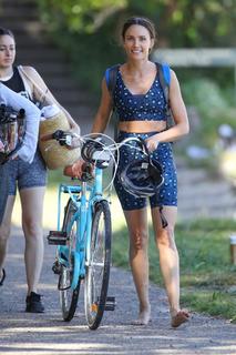 Rachael Finch feet photo 6