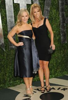 Rachael Harris feet photo thumbnail