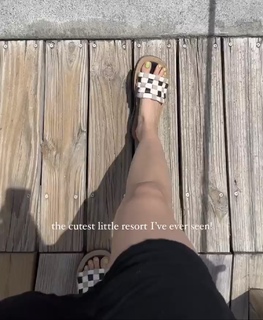 Rachael Kirkconnell feet photo 1