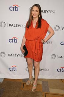 Rachael Leigh Cook feet photo thumbnail