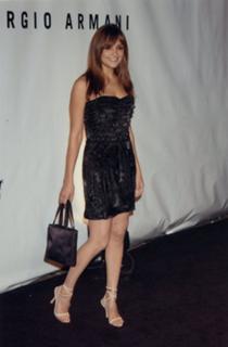 Rachael Leigh Cook feet photo thumbnail