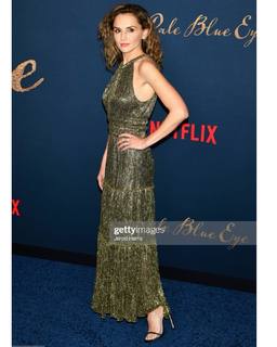 Rachael Leigh Cook feet photo thumbnail