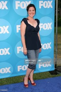 Rachael MacFarlane feet photo 15