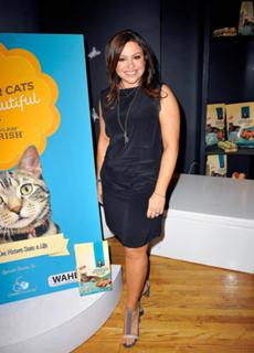 Rachael Ray feet photo thumbnail