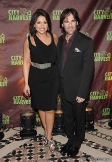 Rachael Ray feet photo thumbnail