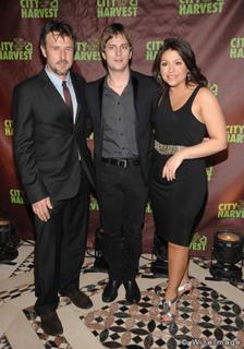 Rachael Ray feet photo thumbnail