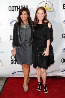 Rachael Ray feet photo thumbnail