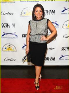 Rachael Ray feet photo thumbnail