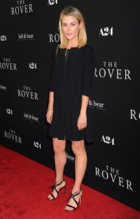 Rachael Taylor feet photo thumbnail