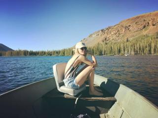 Rachael Taylor feet photo thumbnail