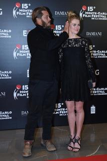 Rachael Taylor feet photo thumbnail