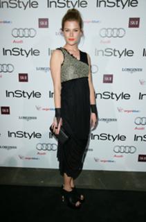 Rachael Taylor feet photo thumbnail