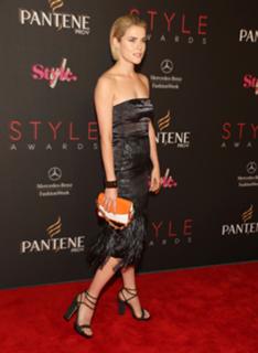 Rachael Taylor feet photo thumbnail