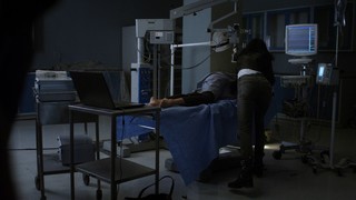 Rachael Taylor feet photo thumbnail
